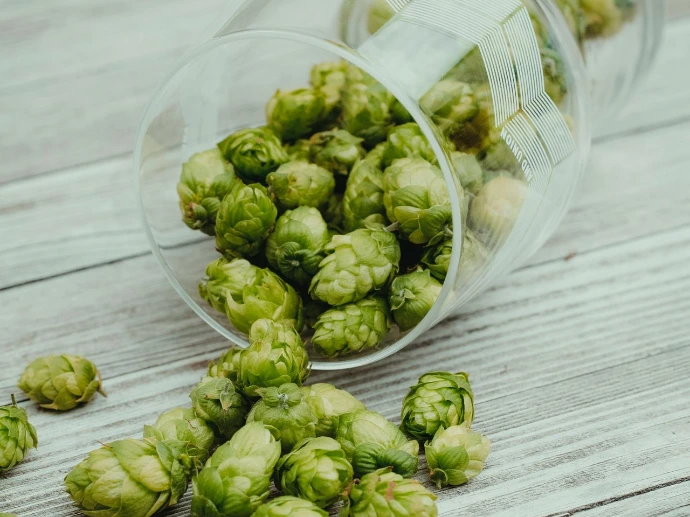 green vegetable in clear glass bowl